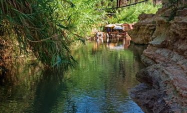 LA VALLÉE DU PARADIS